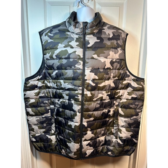 Swiss Tech Men's Puffer Vest Camo Print Full Zip Sleeveless Jacket 3XL - Picture 1 of 9
